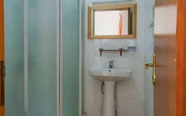 Hotel Mirhav