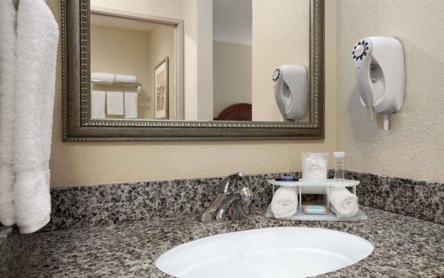 Hotel Vinea, a Travelodge by Wyndham
