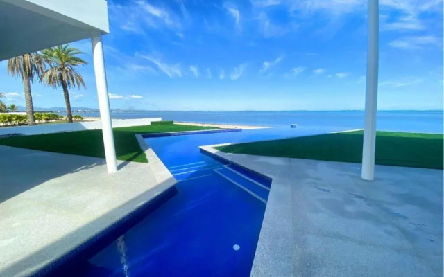Naisoso Island Villas