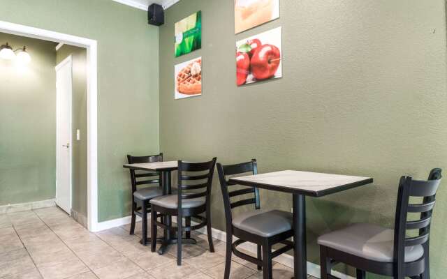 Quality Inn & Suites Bainbridge Island