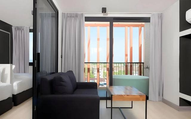 Prime Town - Posh & Port Hotel Phuket