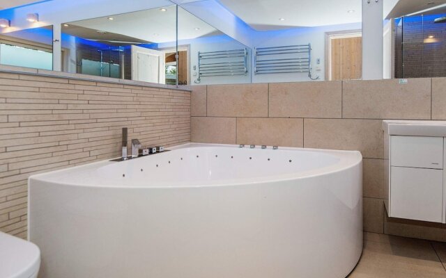 Vibrant Holiday Home in Ebeltoft With Whirlpool