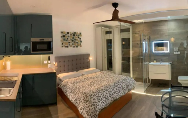 Moderno y funcional apartamento en el centro.