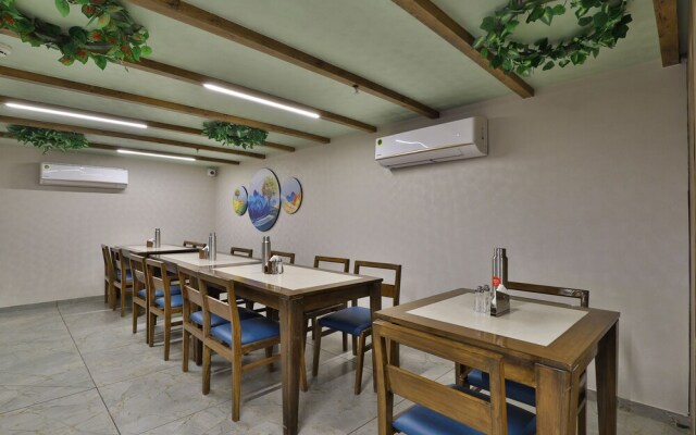 7 Orbit Hotel Surat