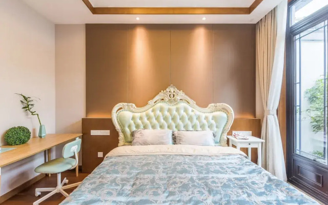 One Family Mogan Mountain Villa