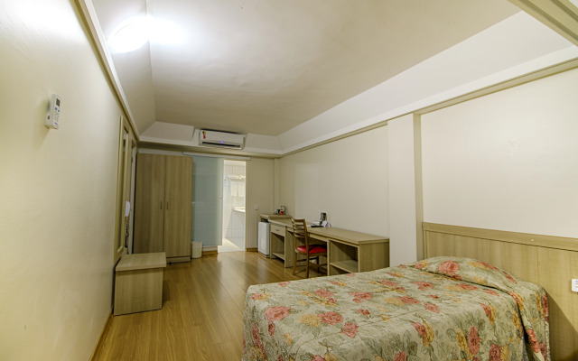 Hotel Golden Park Curitiba by Nacional Inn