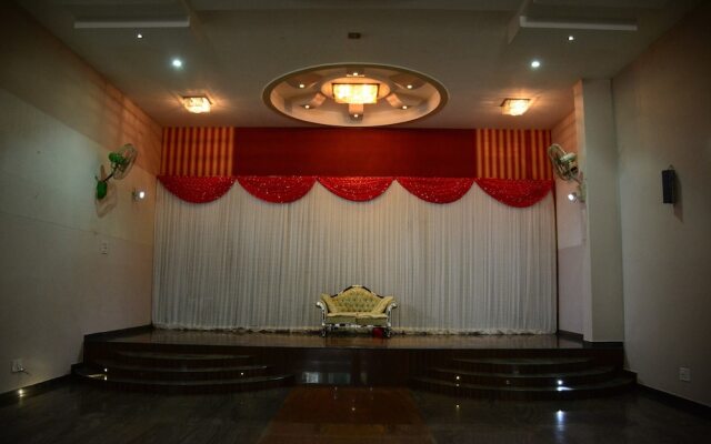 Hotel Orient Palace
