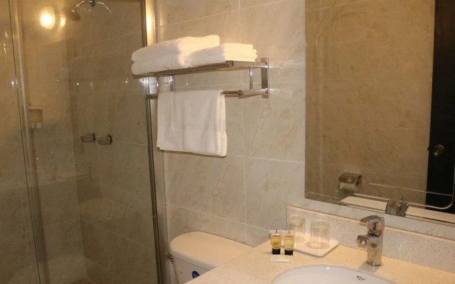 Hotel F Sur Inn