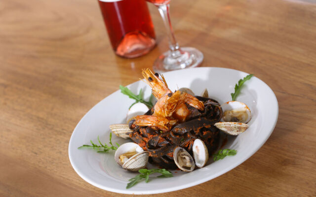 Mykonos Dove Beachfront Hotel