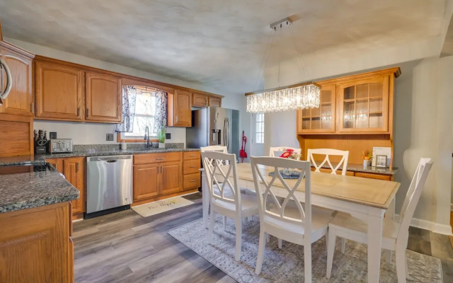 Deck & Grill: Convenient Home in Hummelstown