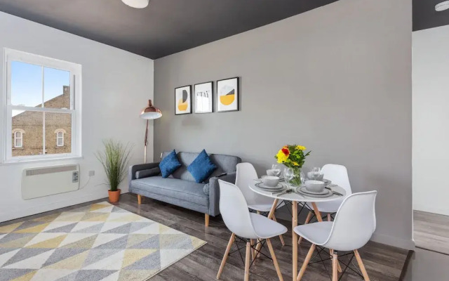 Modern Executive Apartment Peterborough