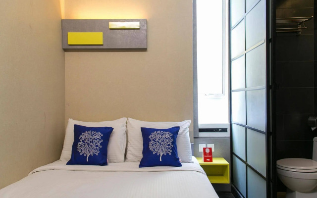 Smile Hotel Danau Kota