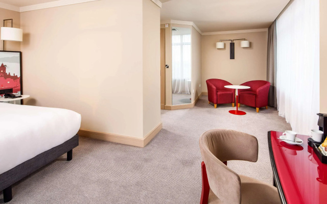 Holland House Hotel Cardiff By Sunday
