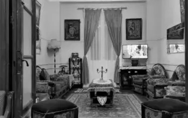 Triomphe Hotel