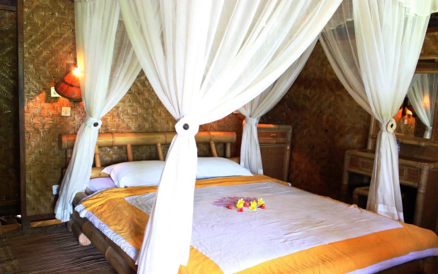 Anom Beach Hotel