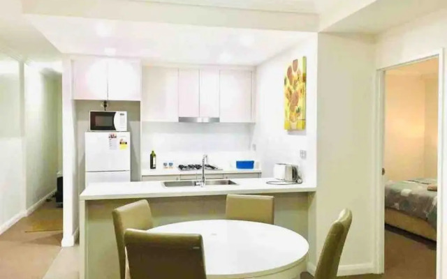 Modern Apartment Near Olympic Park