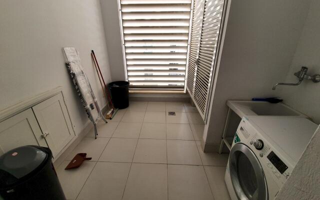 Prestige Luxurious 120m2 Next to UN Offices Lac2