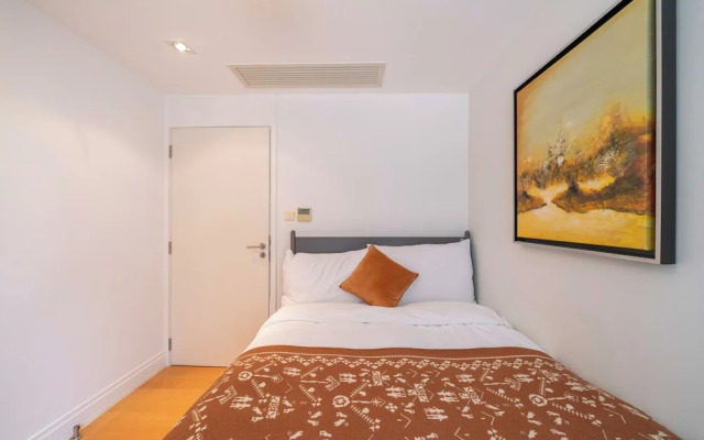 Tyms 3BR 2BA Apartment in Xujiahui