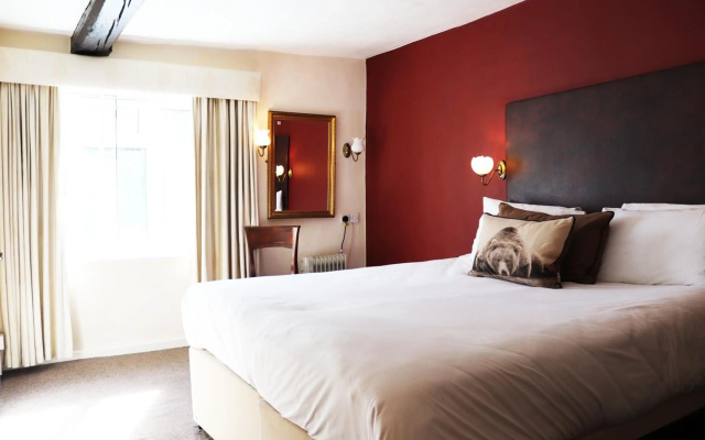 Shillingford Bridge Hotel