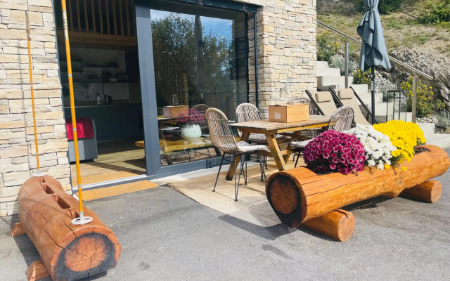 Chic new apartment x up to 4 people, pets allowed