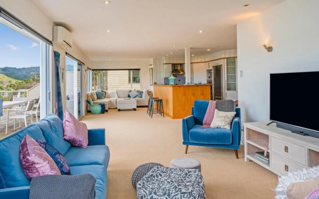 Seaview Serenity- Whitianga Holiday Home