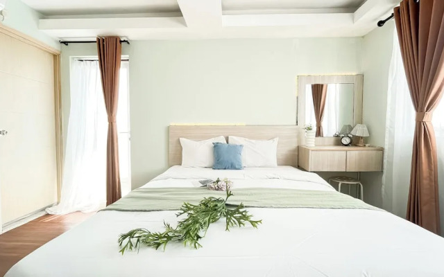 Minimalist And Homey Studio Apartment Amethyst