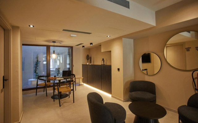 Belle Marivent Petit Hotel