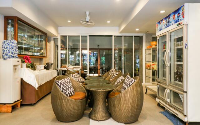 Collection O JA Siam City