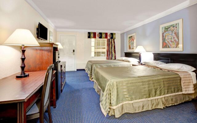 Travelodge by Wyndham North Richland Hills/Dallas/Ft Worth