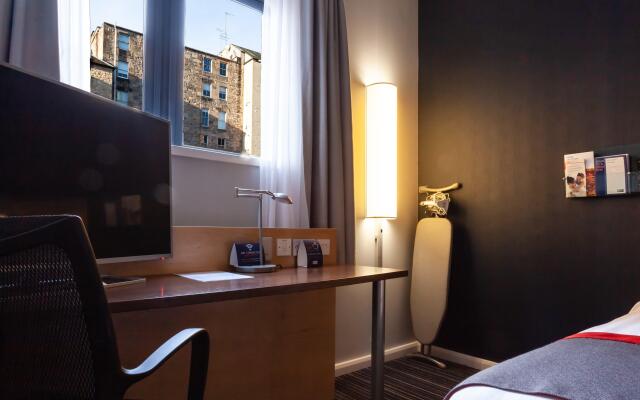 Holiday Inn Express Edinburgh Royal Mile, an IHG Hotel