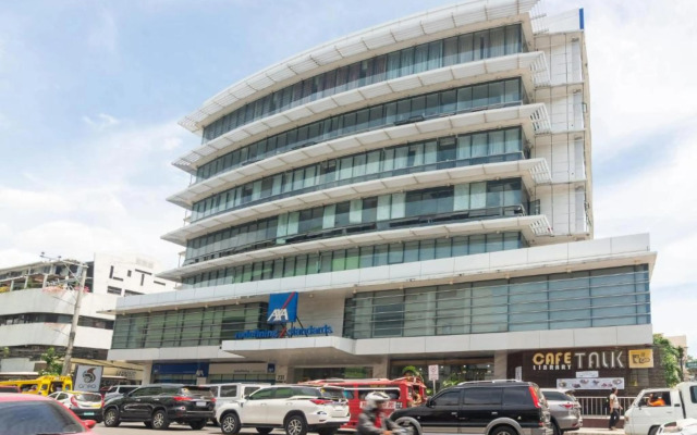 Oyo 208 Anika Suites