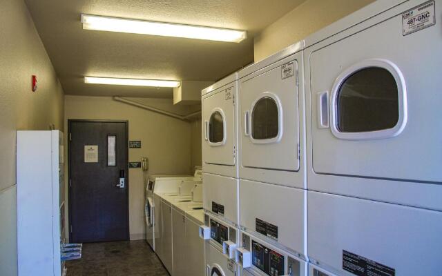 Siegel Select Alexandria