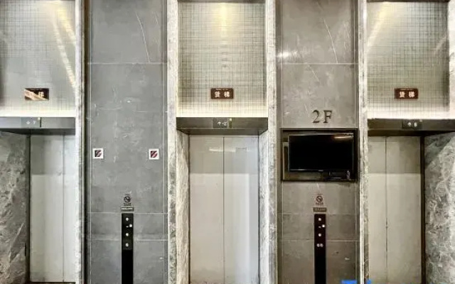 The Residents' Hotel
