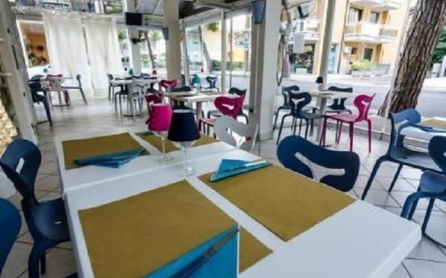 Hotel Mare Live