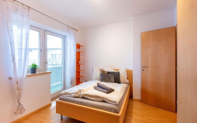 Exclusive Panoramic Apartment in Niedernsill