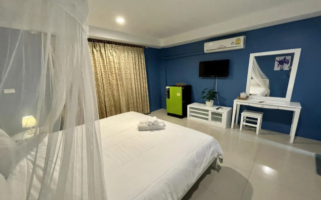 Be Rich Hotel