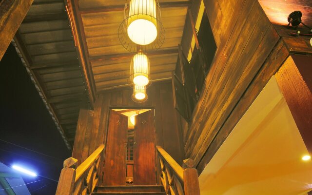 Manon Hostel