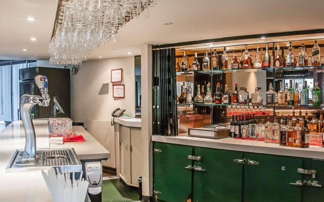 Quality Hotel Dorval