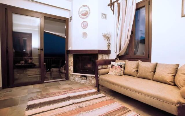 Nikis Seaside House
