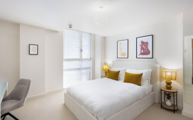 5 Mins Walk to Moorgate Tranquil City Retreat