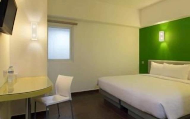Amaris Hotel Tendean