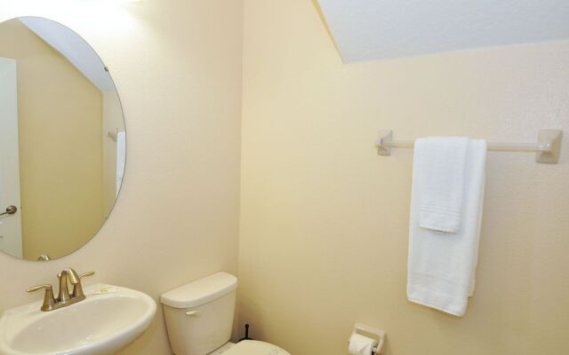 Champions Gate 1452EMVDJGIL - Five Bedroom House