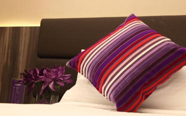 Aqueen Hotel Paya Lebar