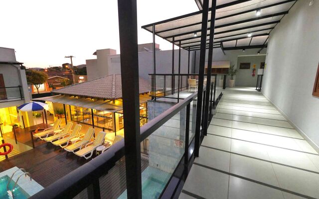 CLH Suites Bonito Centro