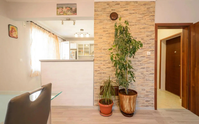 Apartment Yanevi