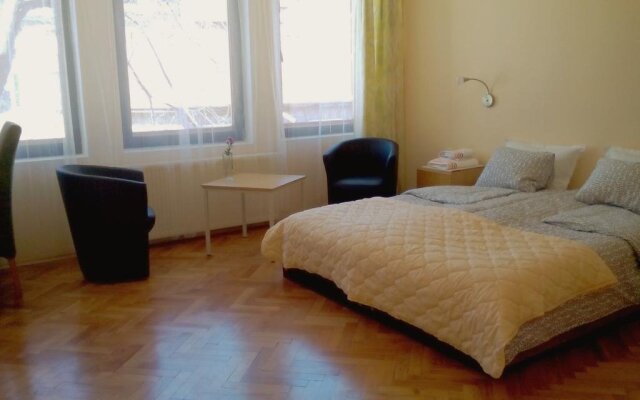 Hotel Hinovi Hvoyna