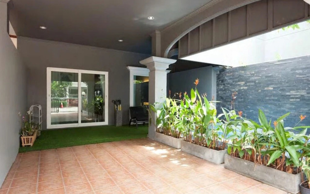 Sirinan Villa Nimman