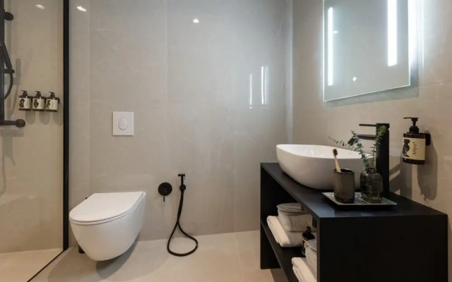 Regal Hotel Mitropoleos