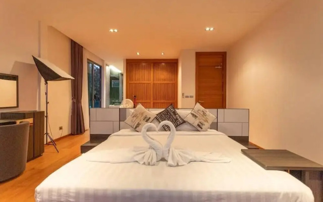 Beachfront Villa 3BR Infinity Pool V38