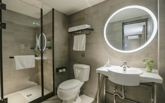 Home Inn (Yangzhou West Gate of Slender West Lake Weiyang Road)